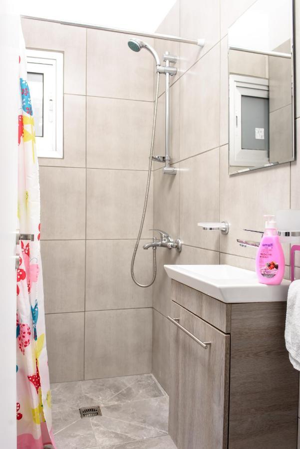 Valdivian Flat 18 Apartment Larnaca Ngoại thất bức ảnh