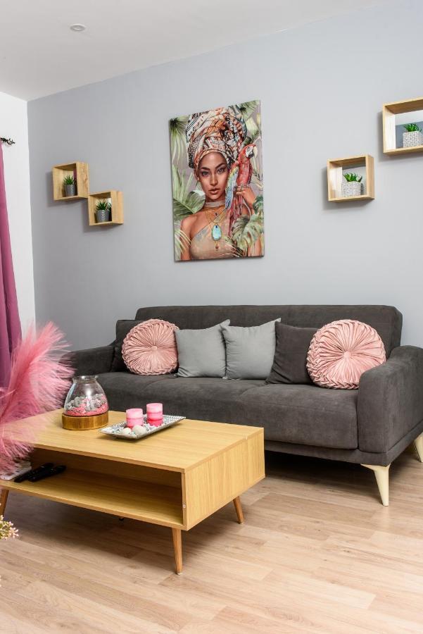 Valdivian Flat 18 Apartment Larnaca Ngoại thất bức ảnh